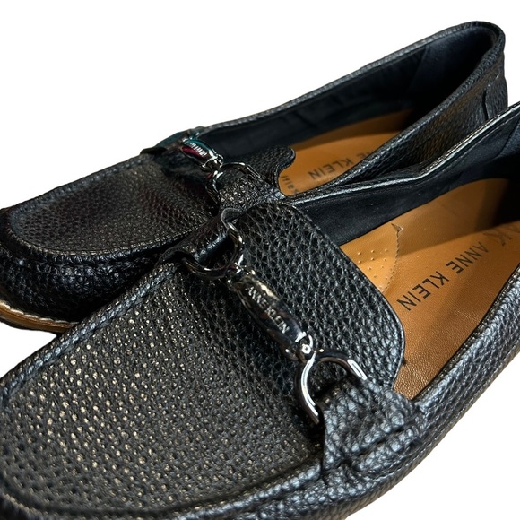 Anne Klein loafers - Picture 2 of 7